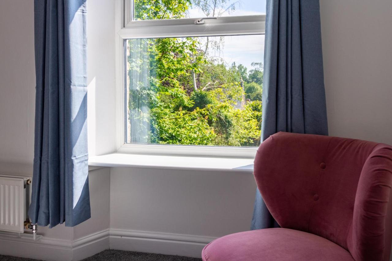 Family Friendly Cottage With Bunk Beds And Courtyard Malmesbury Esterno foto
